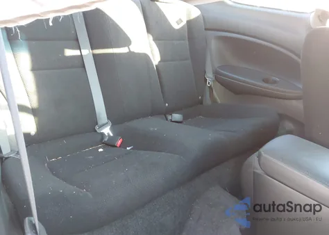 2011 Honda Accord 2.4 Ex z USA, uszkodzony, nr VIN 1HGCS1B71BA001695